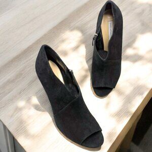 DIANE von FURSTENBERG Uzza Black Suede Peep Toe Stiletto‎ Booties